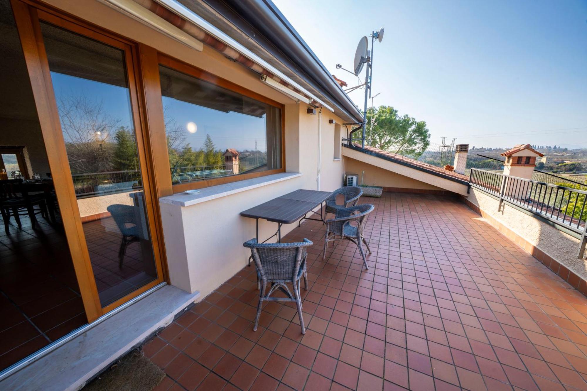 Casa Ghirlanda Con Piscina E Campo Da Tennis Lazise Bagian luar foto